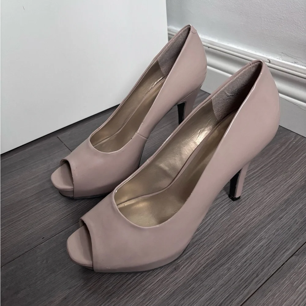 Mauve Open Toe Heels - Picture 3 of 10